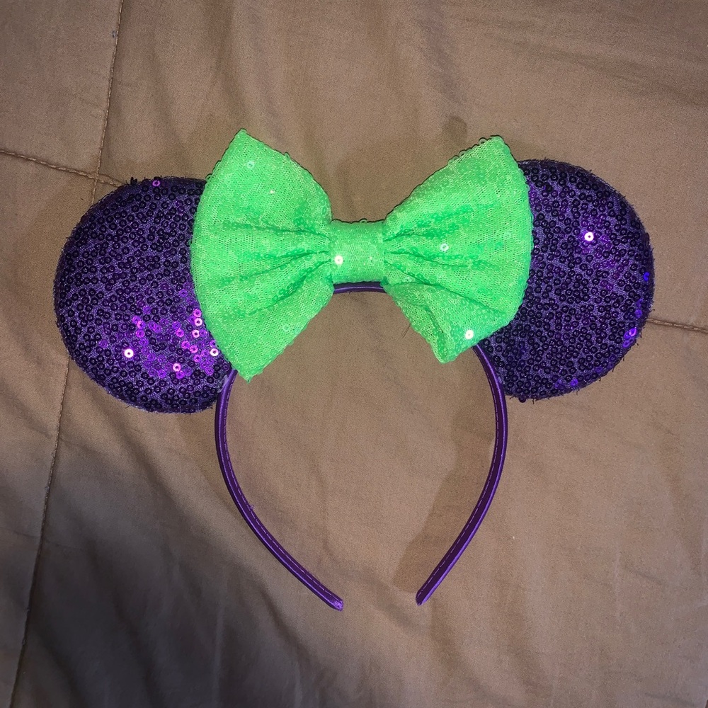 Mouse Ears - Picture 1 of 3